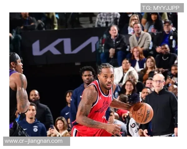 雷迪克点评斯玛特场上对抗激烈认为应增加出手机会提升表现