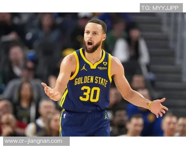 字母哥赞库里在进攻组织上的出色表现尽管突破和投篮受限 字母哥赞库里在进攻组织上的出色表现尽管突破和投篮受限