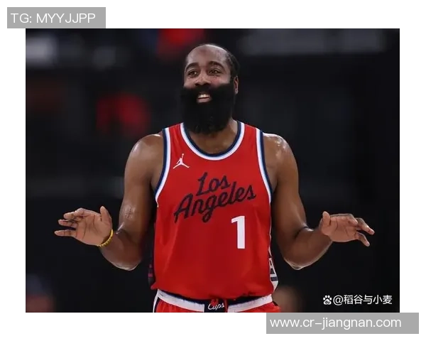 祖巴茨盛赞哈登为最佳大个子控卫哈登幽默回应引发网友热议