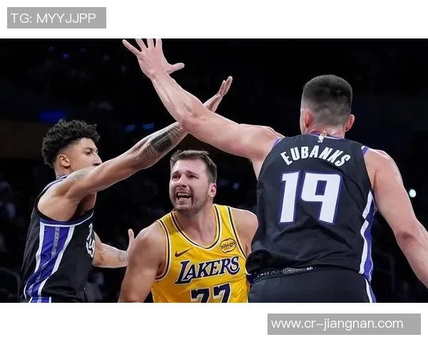 东契奇谈小个阵容优势逆转比赛一度将差距缩小至8分