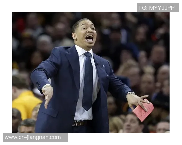 卢谈上半场防守问题我们对对手缺乏重视和专注力导致失利