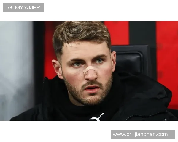 米兰老板卡迪纳莱重返米兰与管理层及囧叔会面探讨球队未来发展